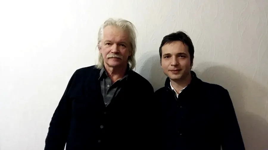 Михаил Давыдов и Сергей Скачков, «Земляне»